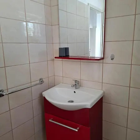 Apartments By The Sea Drace, Peljesac - 4550 *